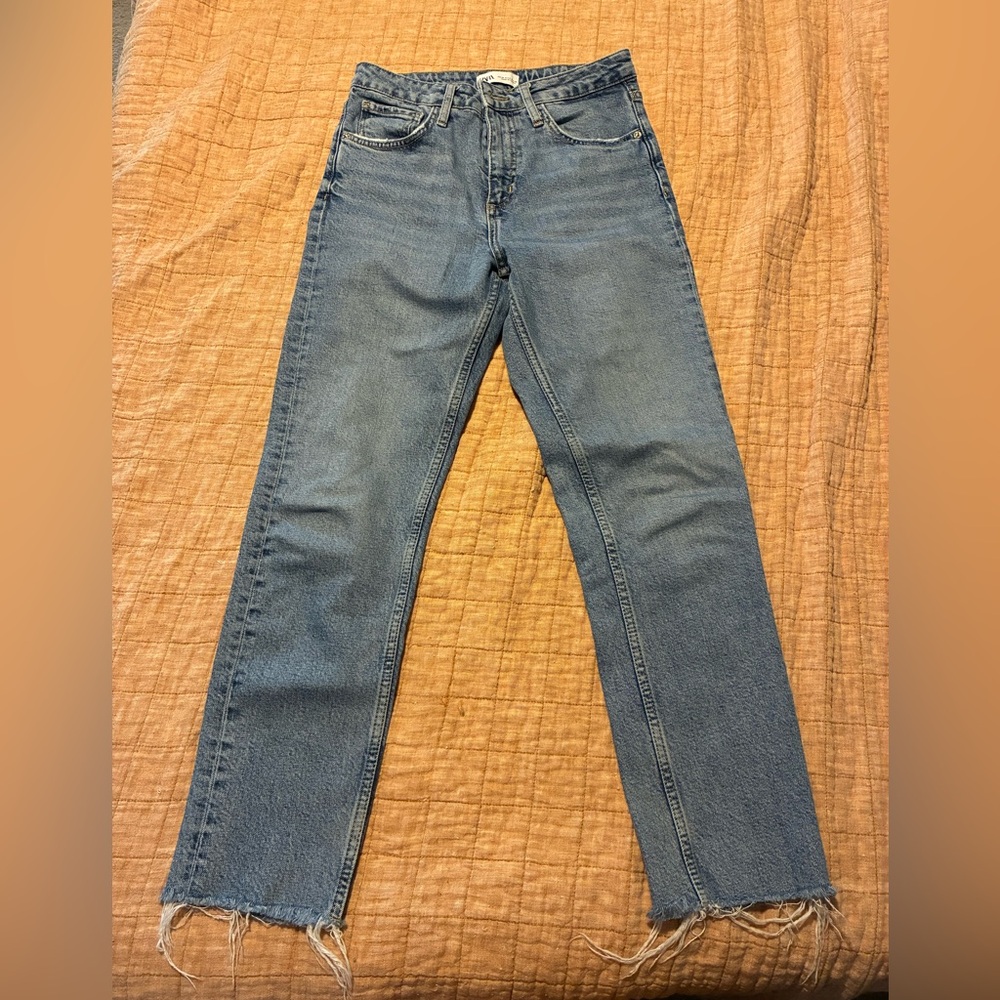 Women’s Zara jeans